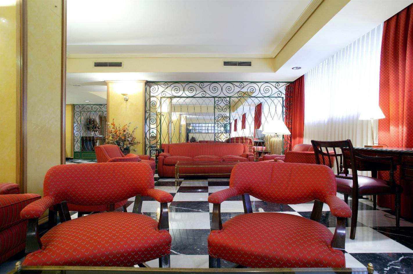 Отель Monte Carmelo Севилья Интерьер фото